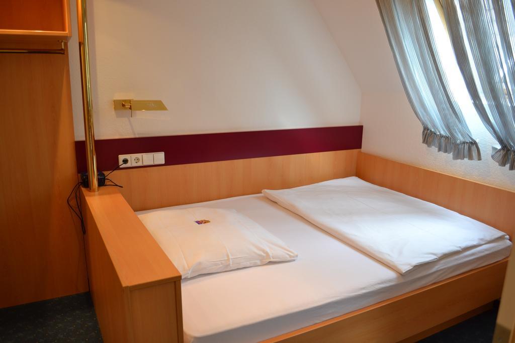 Hotel Hospiz Tübingen Kamer foto